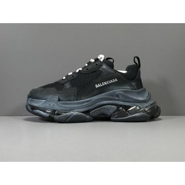 GT Batch Unisex Balenciaga Triple S 541624 W09E1 1000