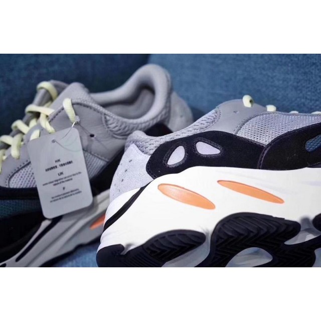 H12 Batch Unisex Adidas Yeezy 700 Wave Runner B75571