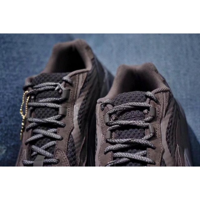 H12 Batch Unisex Yeezy Boost 700 V2 "GEODE" EG6860