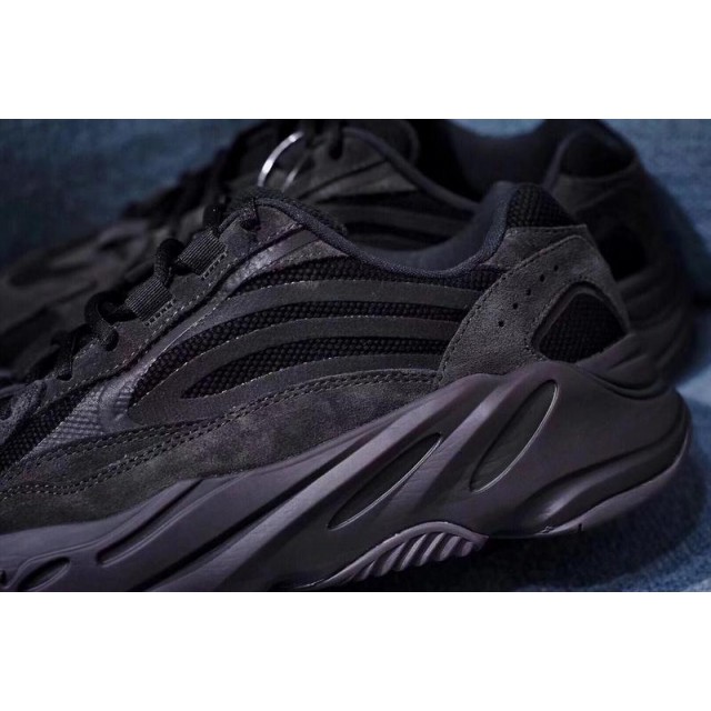 H12 Batch Unisex Yeezy Boost 700 V2 "VANTA" FU6684