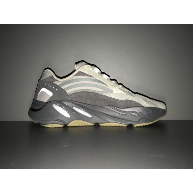 OG Batch Unisex Yeezy Boost 700 V2 "TEPHRA" FU7914