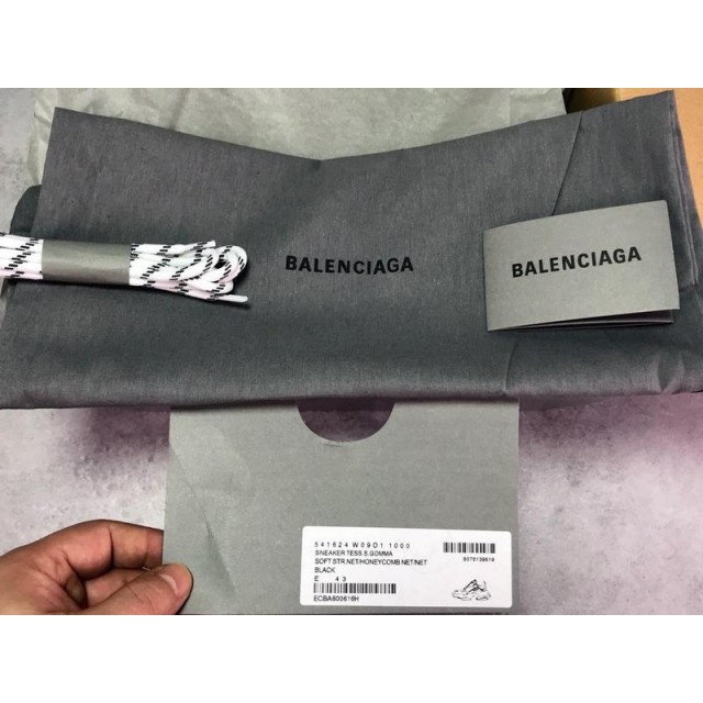 PK Batch Unisex Balenciaga Triple S 541624 W09O1 1000