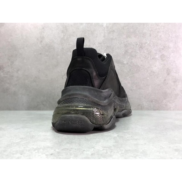 PK Batch Unisex Balenciaga Triple S 541624 W09O1 1000