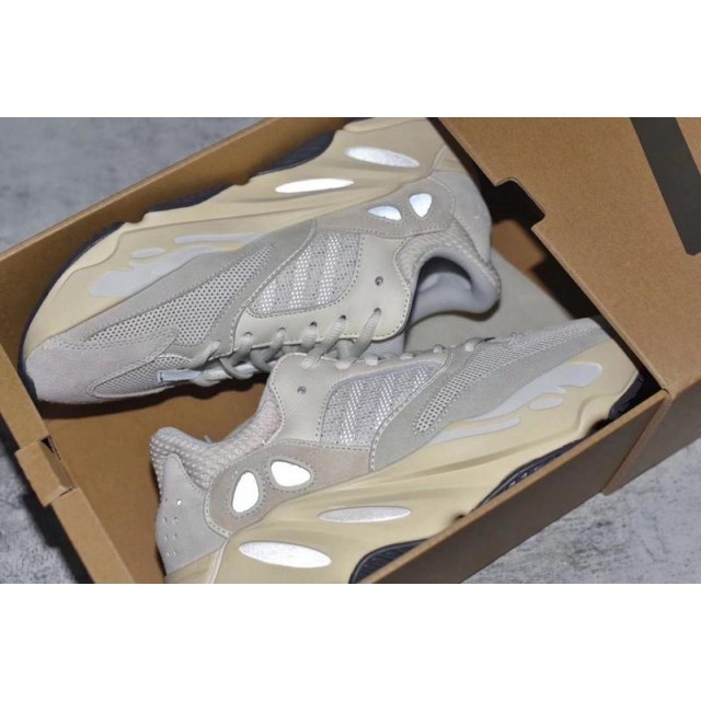 PK Batch Unisex Yeezy Boost 700 "ANALOG" EG7596