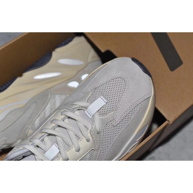 PK Batch Unisex Yeezy Boost 700 "ANALOG" EG7596