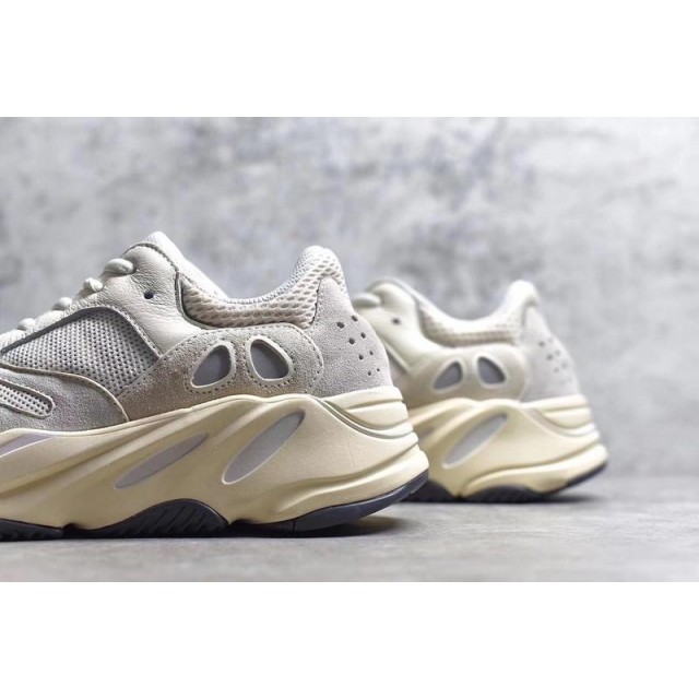 PK Batch Unisex Yeezy Boost 700 "ANALOG" EG7596