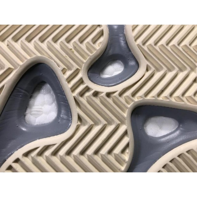 PK Batch Unisex Yeezy Boost 700 "INERTI" EG7597