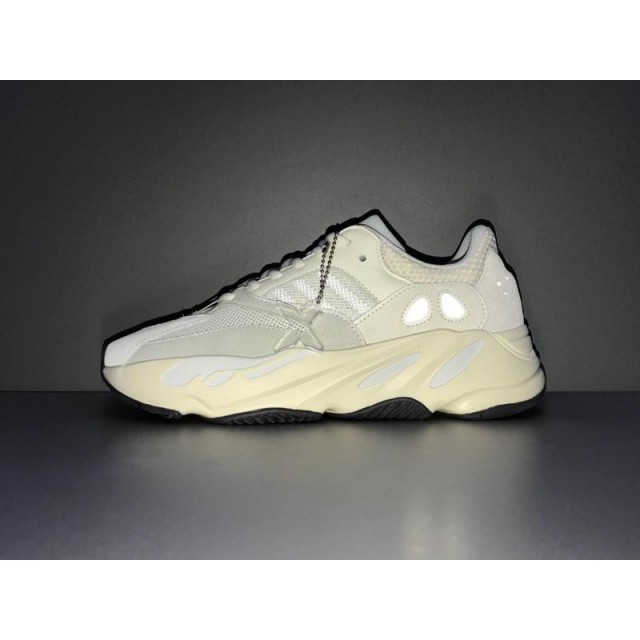 X Batch Unisex Adidas Yeezy 700" ANALOG" EG7596