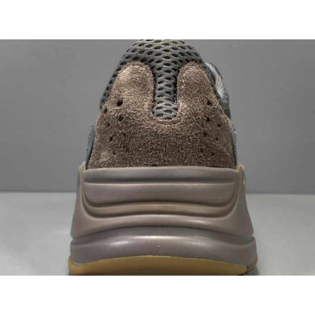 X Batch Unisex Adidas Yeezy 700" MAUVE" EE9614