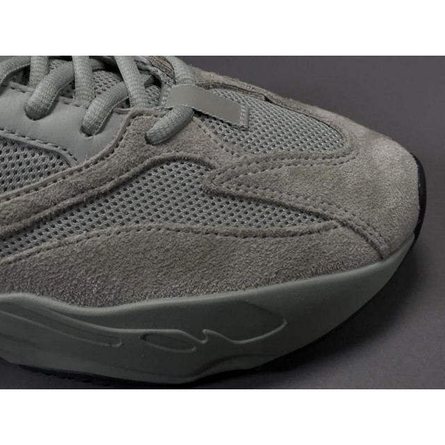 X Batch Unisex Adidas Yeezy 700" SALT" EG7487