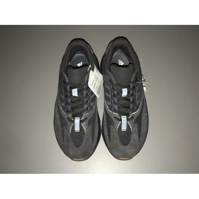 X Batch Unisex Adidas Yeezy 700" UTIBLK" FV5304