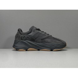 X Batch Unisex Adidas Yeezy 700" UTIBLK" FV5304