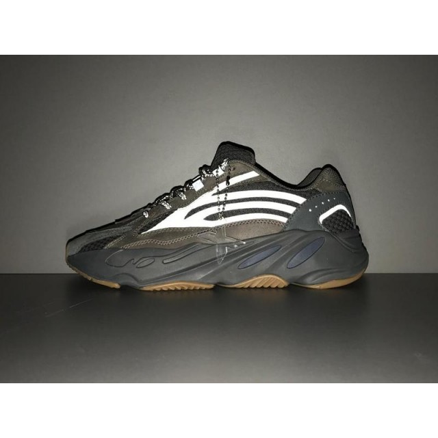 X Batch Unisex Adidas Yeezy 700 V2" Geode" EG6860