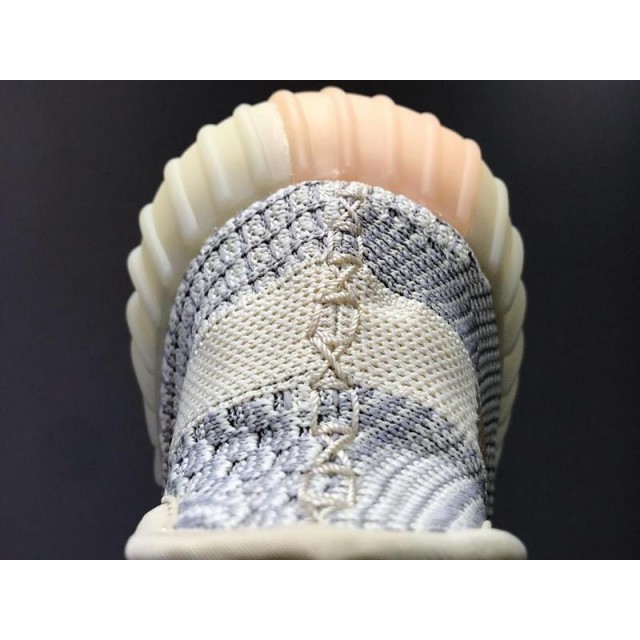 X Batch Unisex Adidas Yeezy Boost 350 V2 "LUNDMA" FU9161