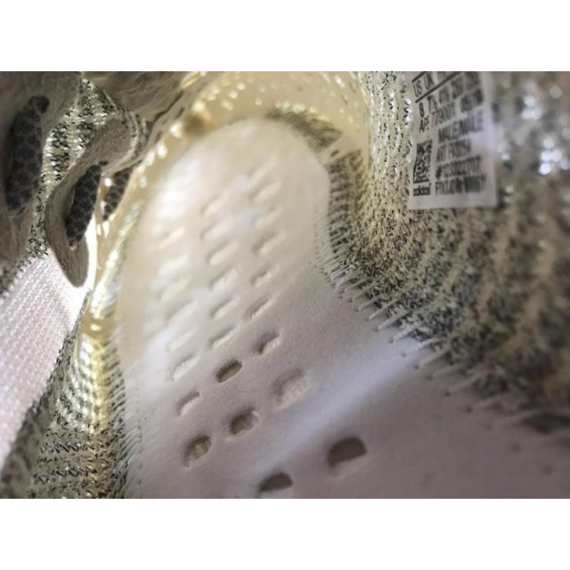 X Batch Unisex Adidas Yeezy Boost 350 V2 "LUNDMA" Reflective FV3254