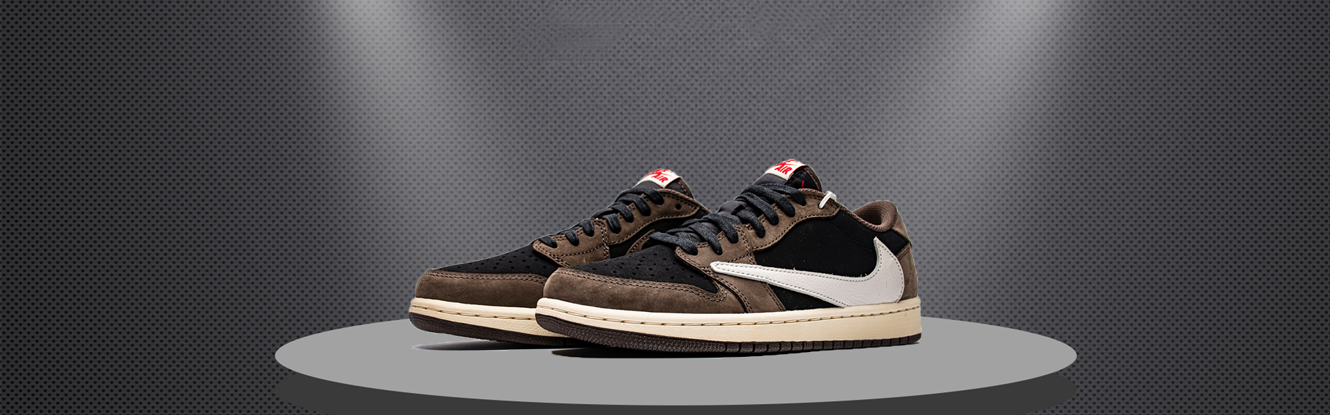 X BATCH UNISEX TRAVIS SCOTT X AIR JORDAN 1 LOW CQ4277 001