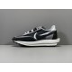 GOD Batch Unisex Sacai x Nike Waffle Daybreak BV0073-001