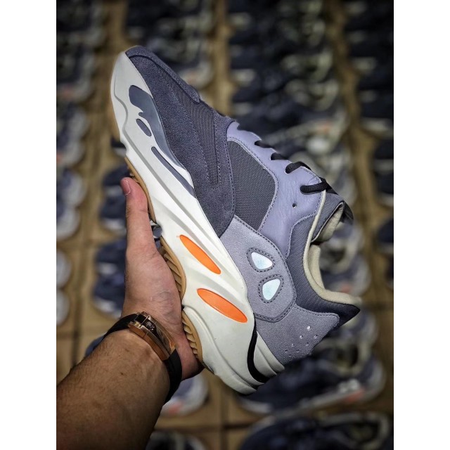 H12 Batch Unisex Yeezy Boost 700 "Magnet" FV9922