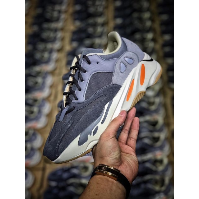 H12 Batch Unisex Yeezy Boost 700 "Magnet" FV9922