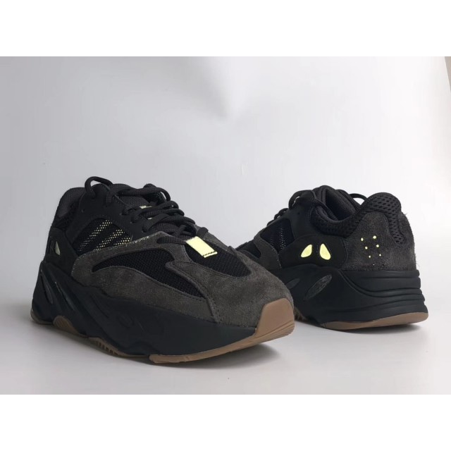 PK Batch Unisex Adidas Yeezy Boost 700 "Utility Black" FV5304